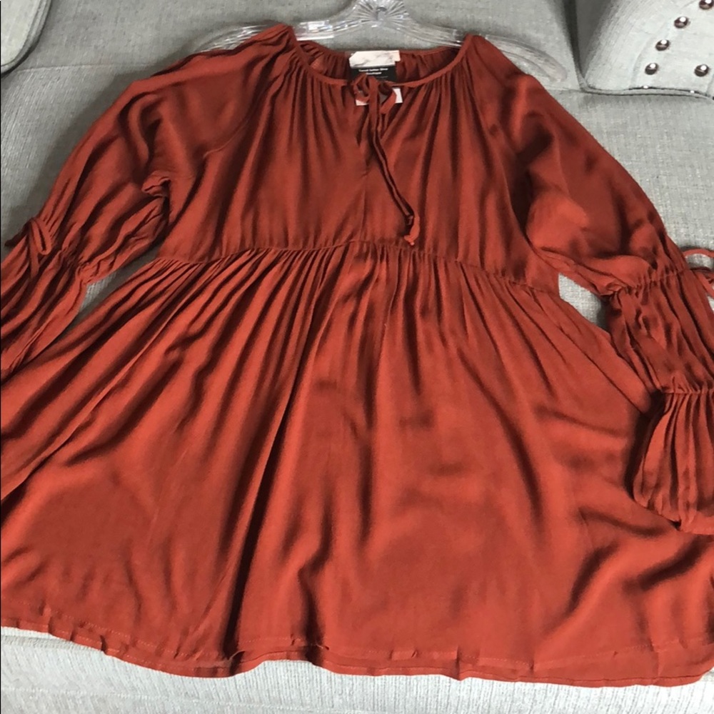 BRICK TUNIC BABY DOLL COLD SHOULDER TOP - Picture 5 of 8